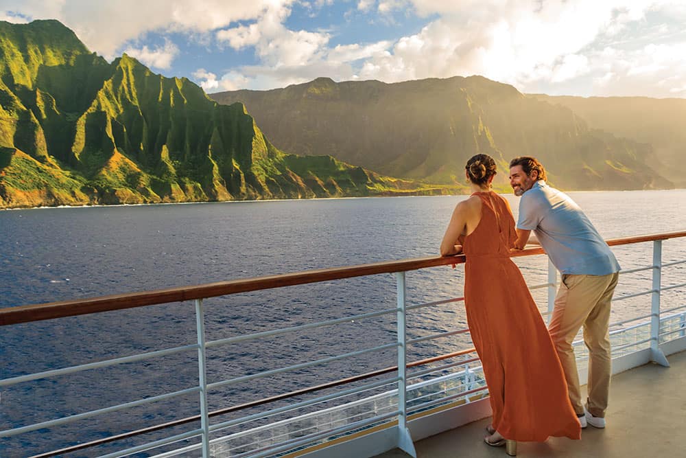 Bask in Breathtaking Sunsets in Paradise Catch Breathtaking Sunsets in Hawaii on a Cruise with Norwegian
